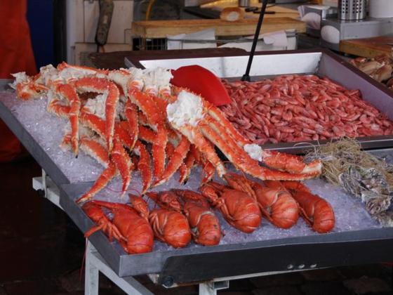 IMG 2284 Fischmarkt im Hafen von Bergen, sch.... teuer