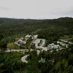 IMG 2112  Parkplatz von wo man zum Prekestolen geht, hier hatt man kein andere Wahl als hier zu Parken, Restaurant und Bar und selbstverständlich die übliche Souvenirs...