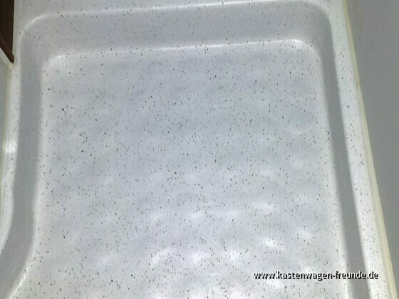 Duschwanne neu laminiert